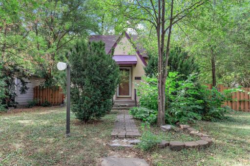 5447 Bryant Avenue N, Brooklyn Center, MN 55430