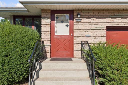 1411 Alaska Avenue, Saint Paul, MN 55116