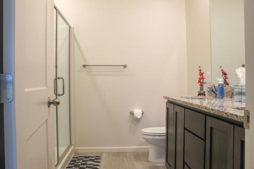 511 Valley Drive W, Annandale, MN 55302