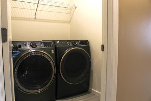 Washer & Dryer which can be connected to your phone!