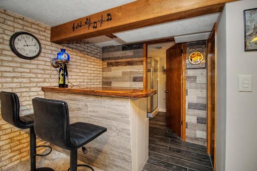 10524 7th Street NE, Blaine, MN 55434