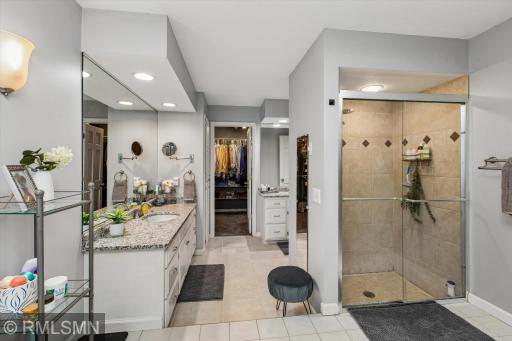 13789 Guild Avenue, Apple Valley, MN 55124
