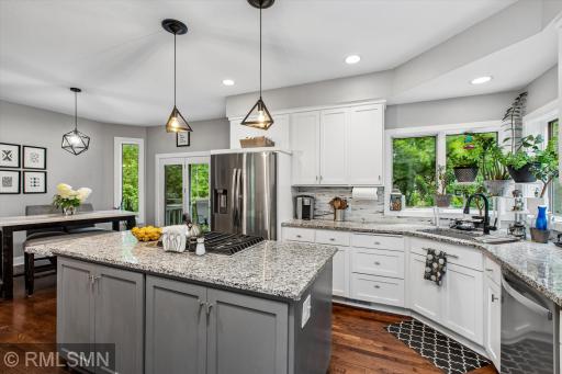 Updated kitchen! Stainless steel appliances!