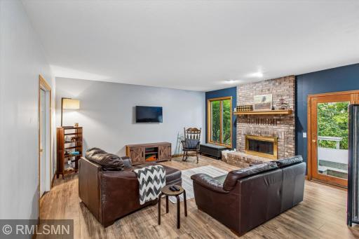 13789 Guild Avenue, Apple Valley, MN 55124