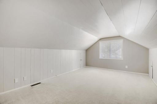 7558 5th st ne - Web Quality - 016 - 16 Family Room.jpg