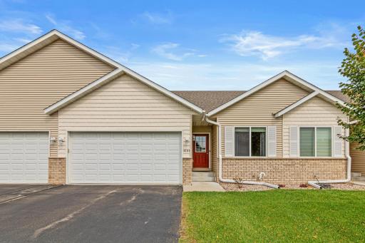 4151 Blakewood Drive, Shakopee, MN 55379