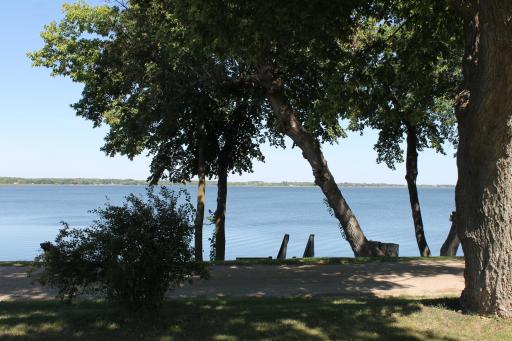 405 E Lake Street, Osakis, MN 56360