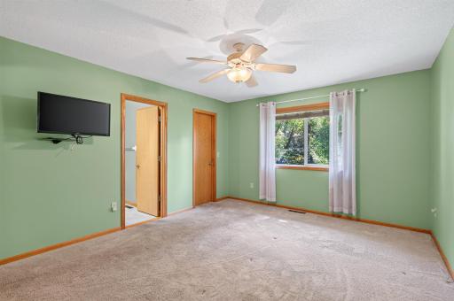 600 142nd Avenue NW, Andover, MN 55304