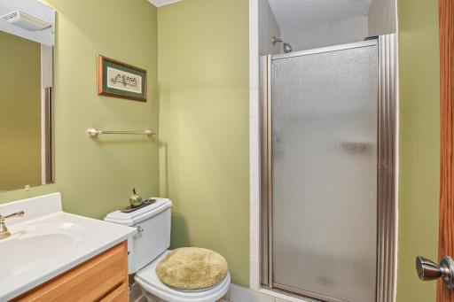 3901 Gershwin Avenue N, Oakdale, MN 55128