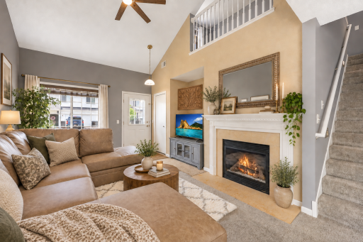 Welcome HOME!! 2 Story Vaulted Ceiling with Loft Overlook!