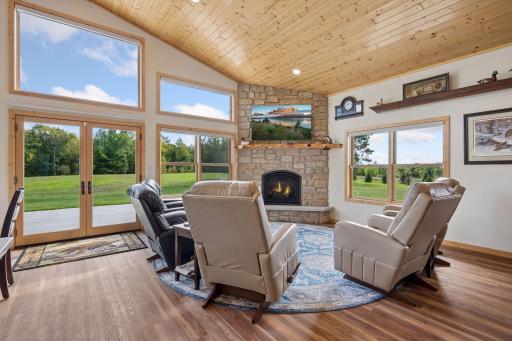 19184 State Highway 27, Mcgregor, MN 55760