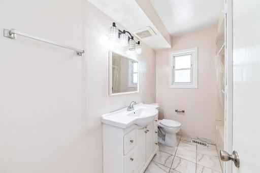 12611 Kipling Avenue S, Savage, MN 55378