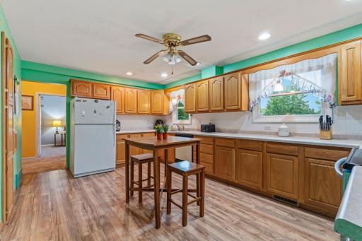 829 Oriole Drive, Apple Valley, MN 55124