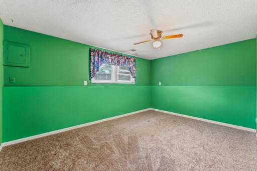 829 Oriole Drive, Apple Valley, MN 55124