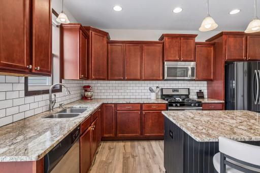 1226 Vernon Drive, Carver, MN 55315