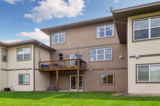1226 Vernon Drive, Carver, MN 55315