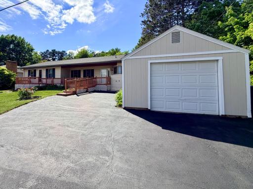 111 3rd Avenue N, Kelly Lake, MN 55746