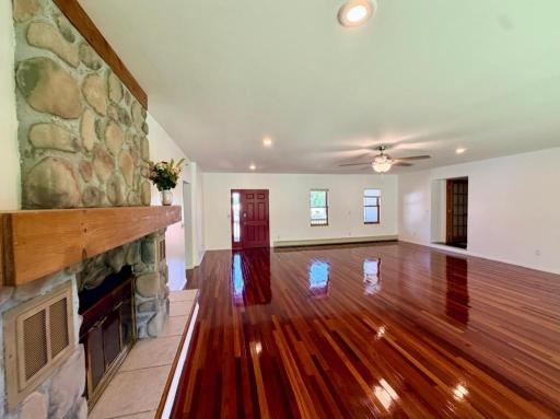 111 3rd Avenue N, Kelly Lake, MN 55746