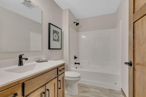 3257 Old Stone Way NE, Sauk Rapids, MN 56379