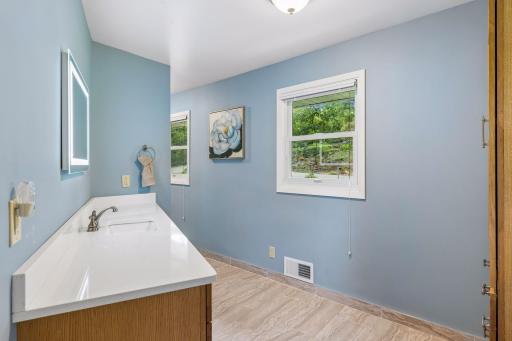 6000 Goldenrod Lane N, Plymouth, MN 55442