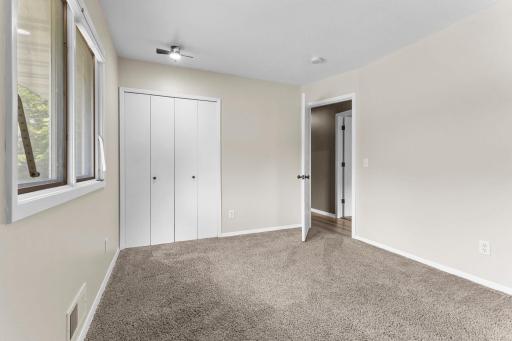 42-web-or-mls-5375 Matterhorn Dr NE-315.jpg