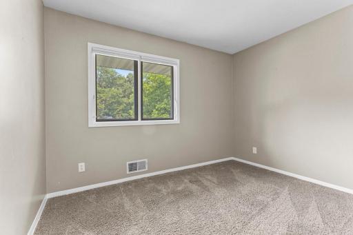 38-web-or-mls-5375 Matterhorn Dr NE-295.jpg