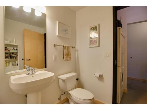 Minneapolis, MN 55401