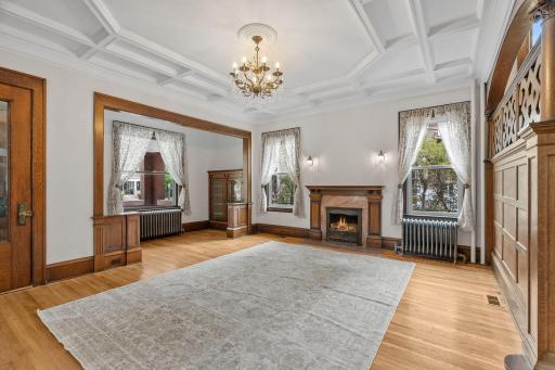 794 Lincoln Avenue, Saint Paul, MN 55105