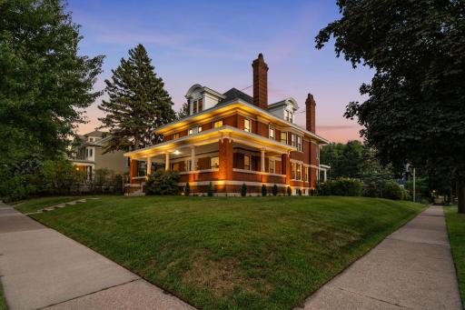 794 Lincoln Avenue, Saint Paul, MN 55105