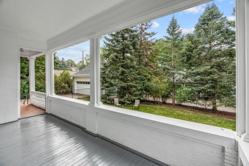 794 Lincoln Avenue, Saint Paul, MN 55105