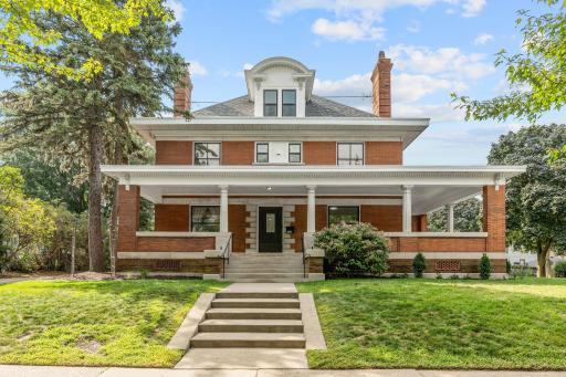 794 Lincoln Avenue, Saint Paul, MN 55105