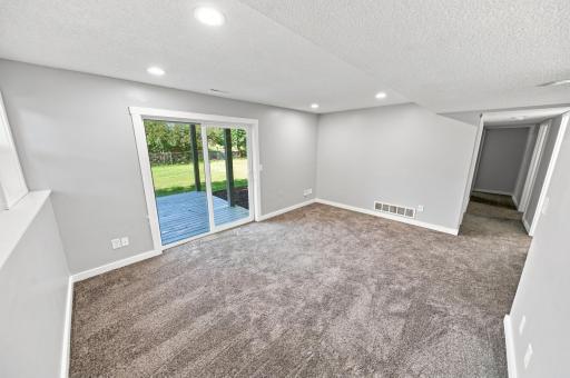 6009 25th Ave NW, Rochester, MN 55901