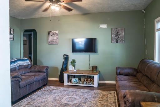 124 E Emory Street, Tracy, MN 56175