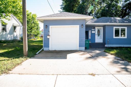 124 E Emory Street, Tracy, MN 56175