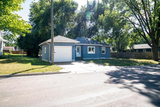 124 E Emory Street, Tracy, MN 56175