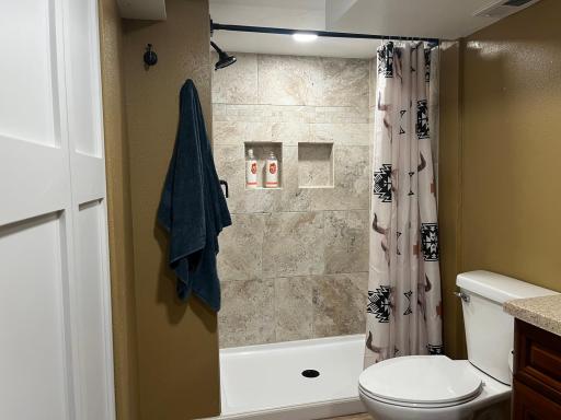 124 E Emory Street, Tracy, MN 56175