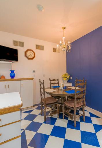 Kitchen/eating
