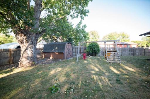 1807 25 1/2 Avenue S, Fargo, ND 58103