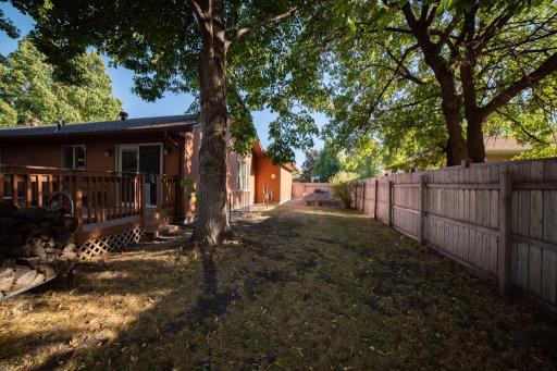 1807 25 1/2 Avenue S, Fargo, ND 58103
