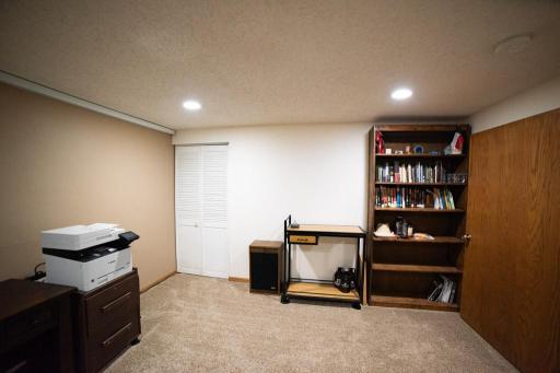 1807 25 1/2 Avenue S, Fargo, ND 58103