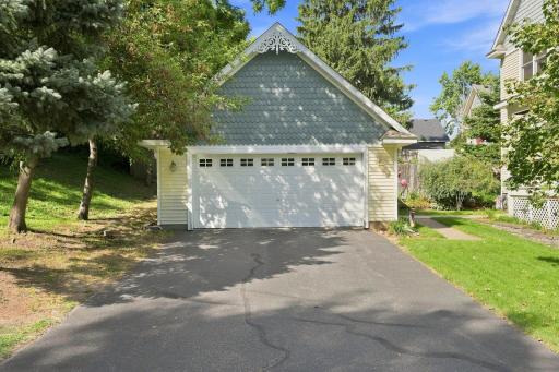 1402 4th Street N, Stillwater, MN 55082