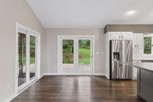 98 Quality Avenue N, Lakeland, MN 55043