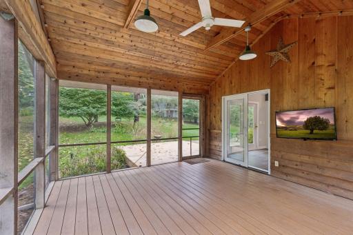 98 Quality Avenue N, Lakeland, MN 55043