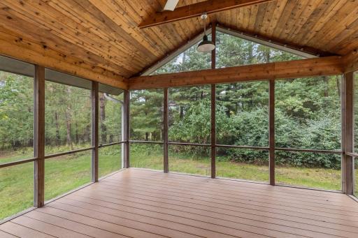 98 Quality Avenue N, Lakeland, MN 55043
