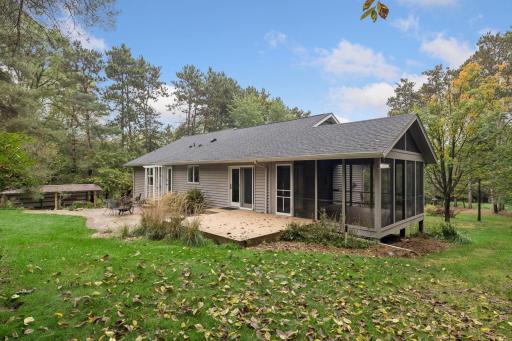 98 Quality Avenue N, Lakeland, MN 55043