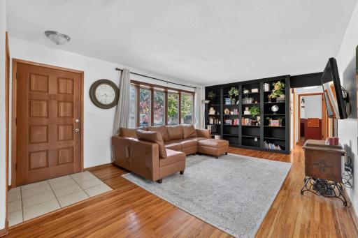1822 35th Street NW, Rochester, MN 55901