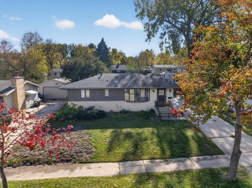 1822 35th Street NW, Rochester, MN 55901