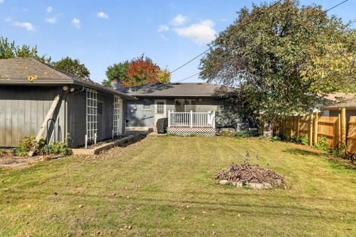 1822 35th Street NW, Rochester, MN 55901
