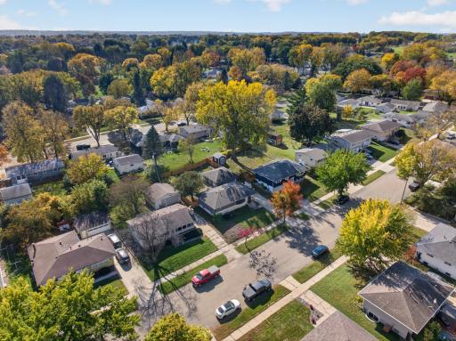 1822 35th Street NW, Rochester, MN 55901