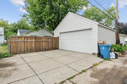 5541 Vincent Avenue S, Minneapolis, MN 55410